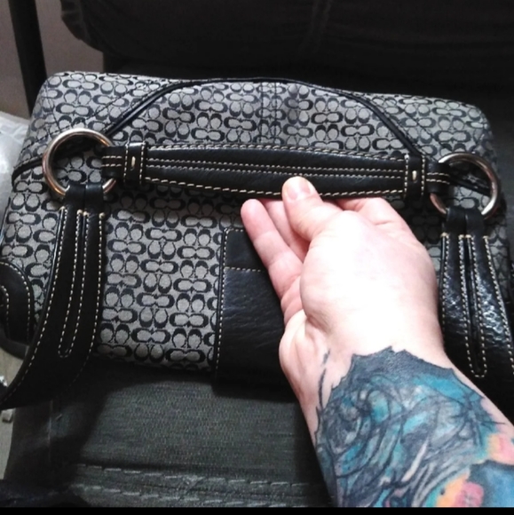 Coach shoulder bag - Picture 2 of 8